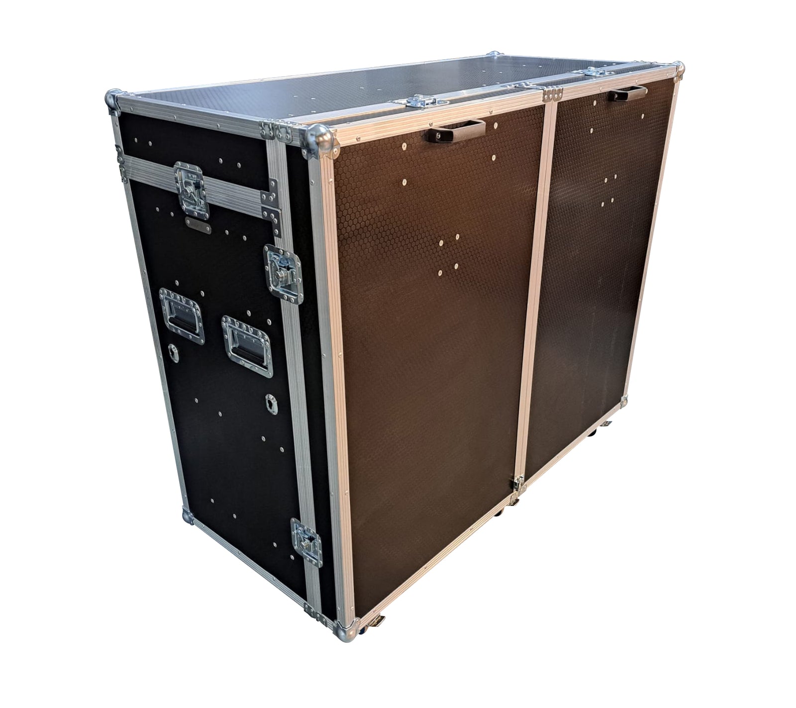Data Station Flight Case With 2 X 24" LG Smart TV Screens - VME-Data12 view 3