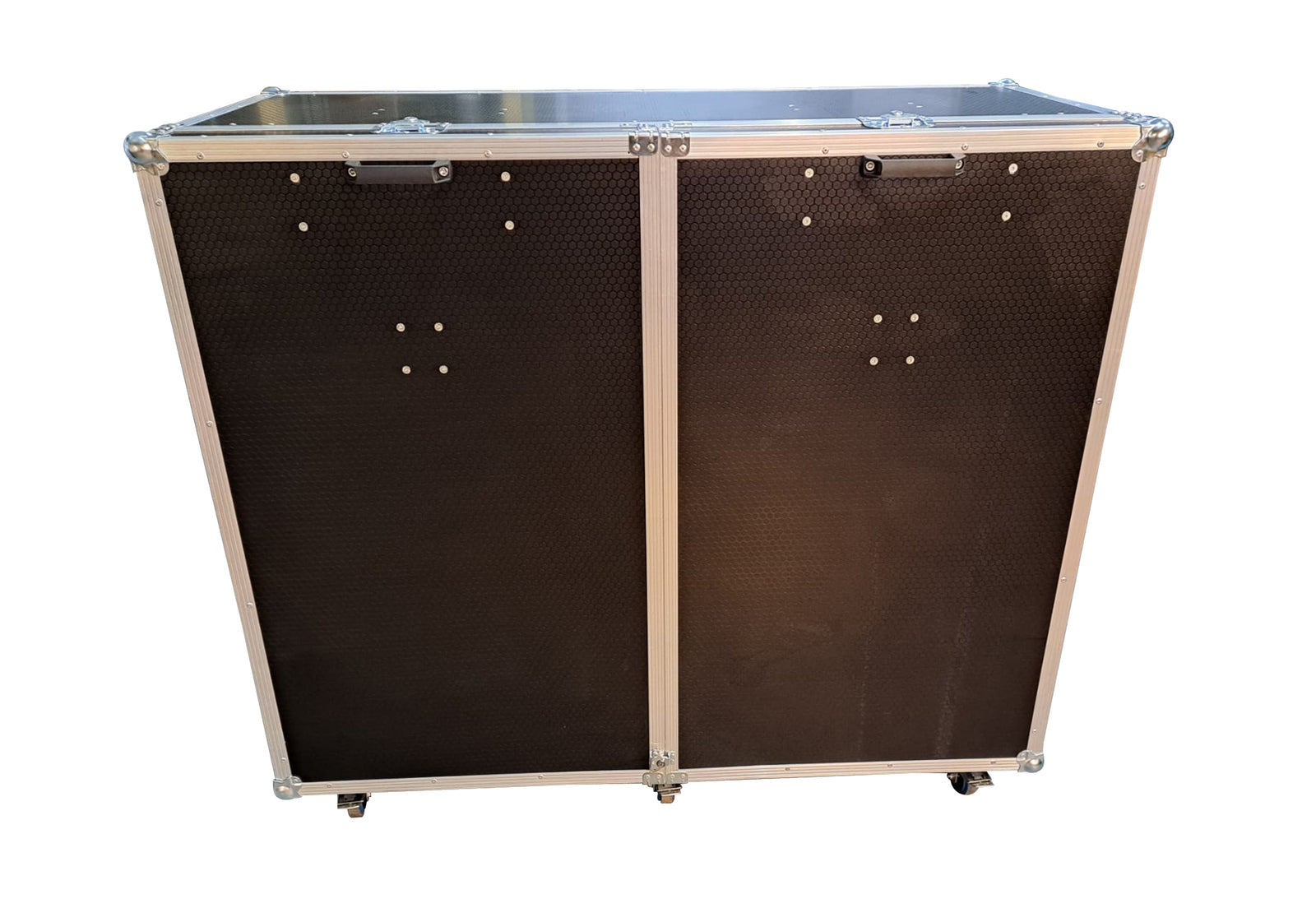 Data Station Flight Case With 2 X 24" LG Smart TV Screens - VME-Data12 view 4