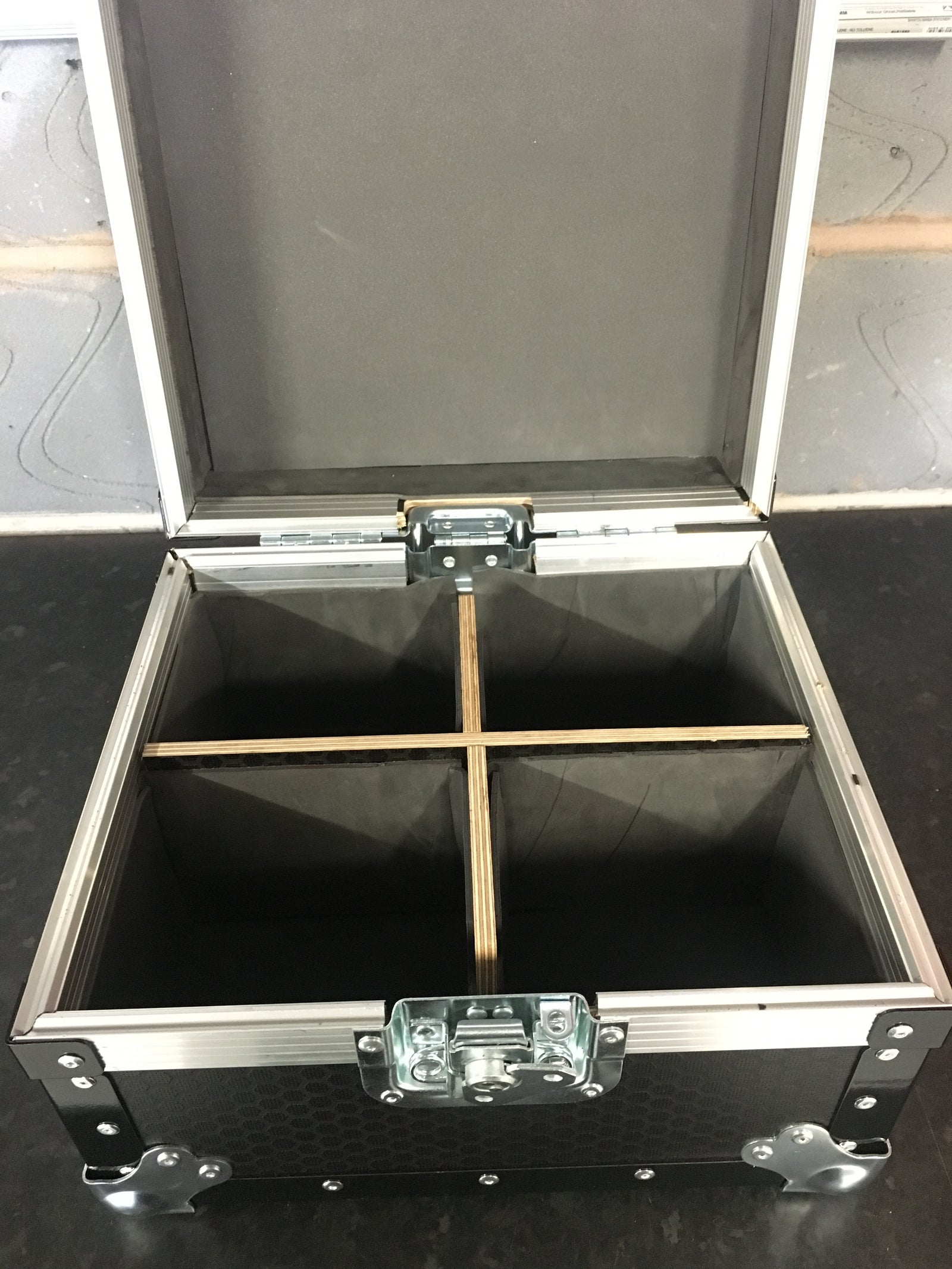 Small Flight Carry Case view 2
