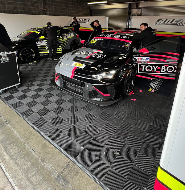 Pit Walling - Two Car