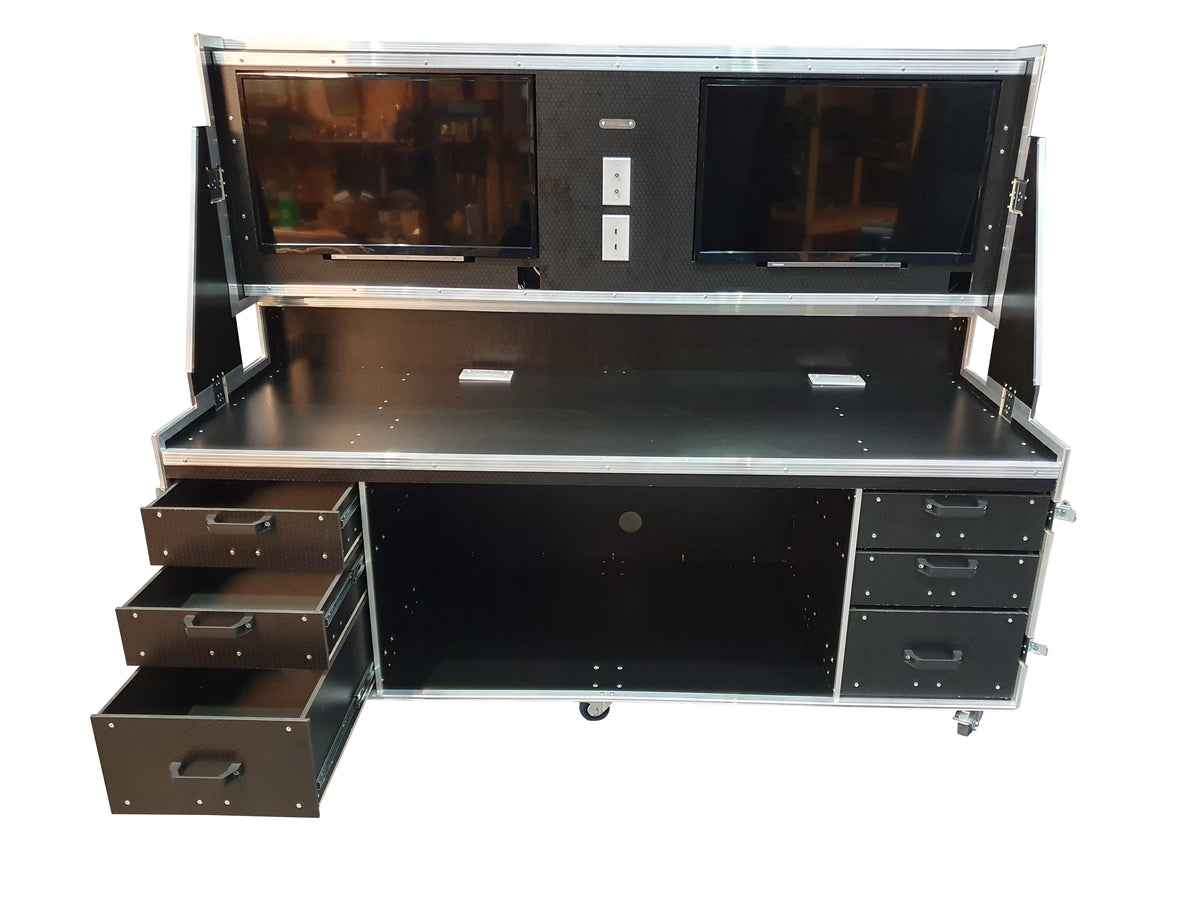 32" Data Station Flight Case - VME-Data17 view 2