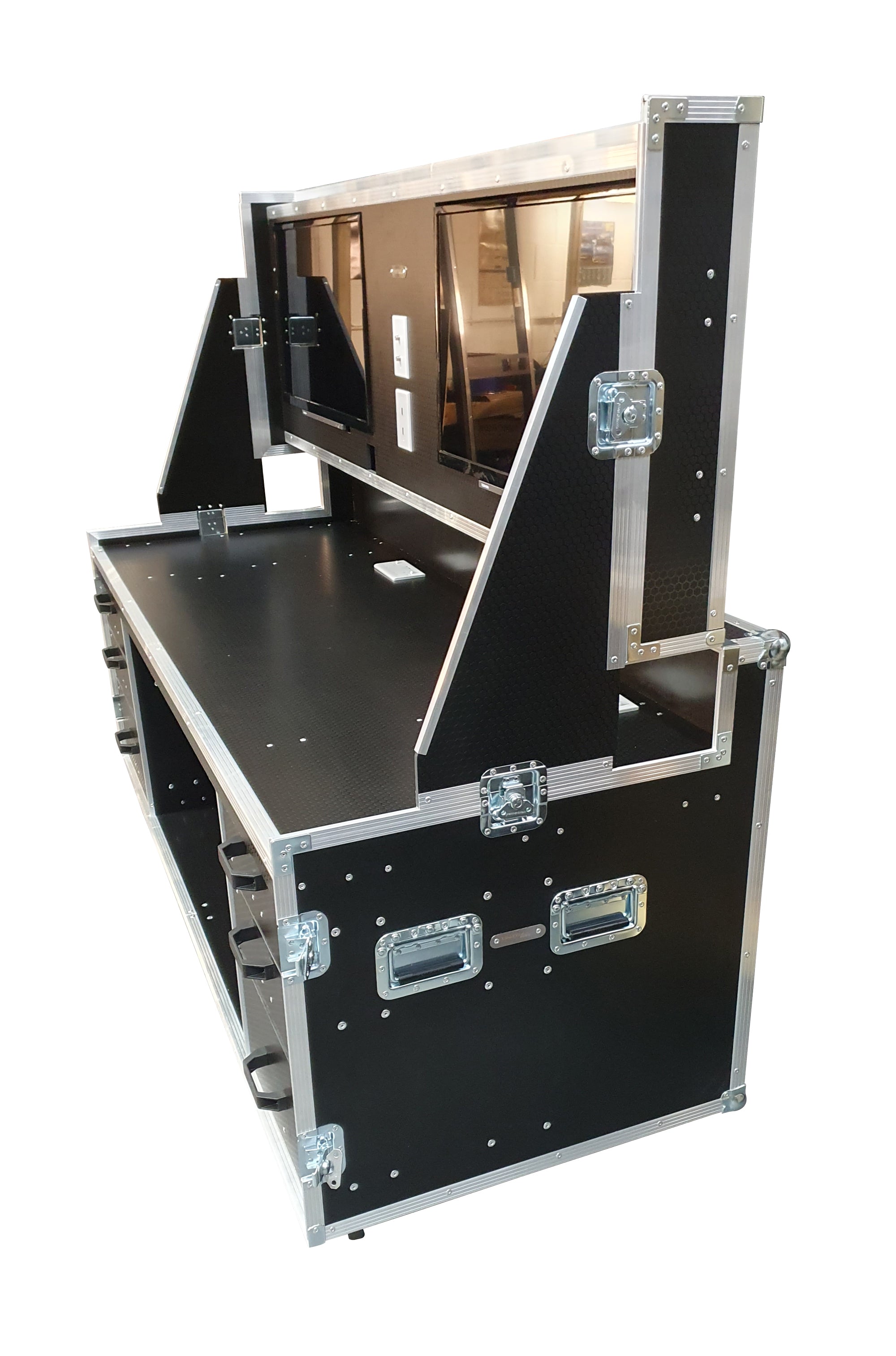 32" Data Station Flight Case - VME-Data17 view 4