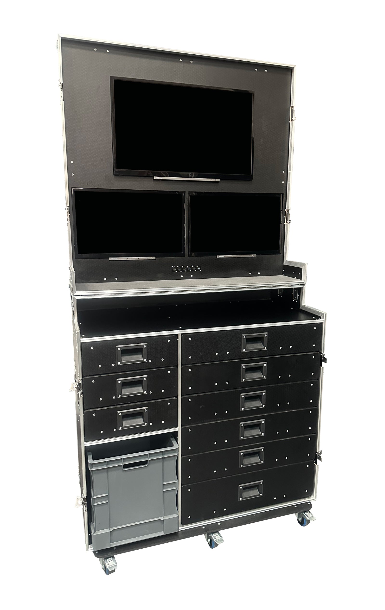 Data Station Case - 3 Monitors - VME-Data4 view 9