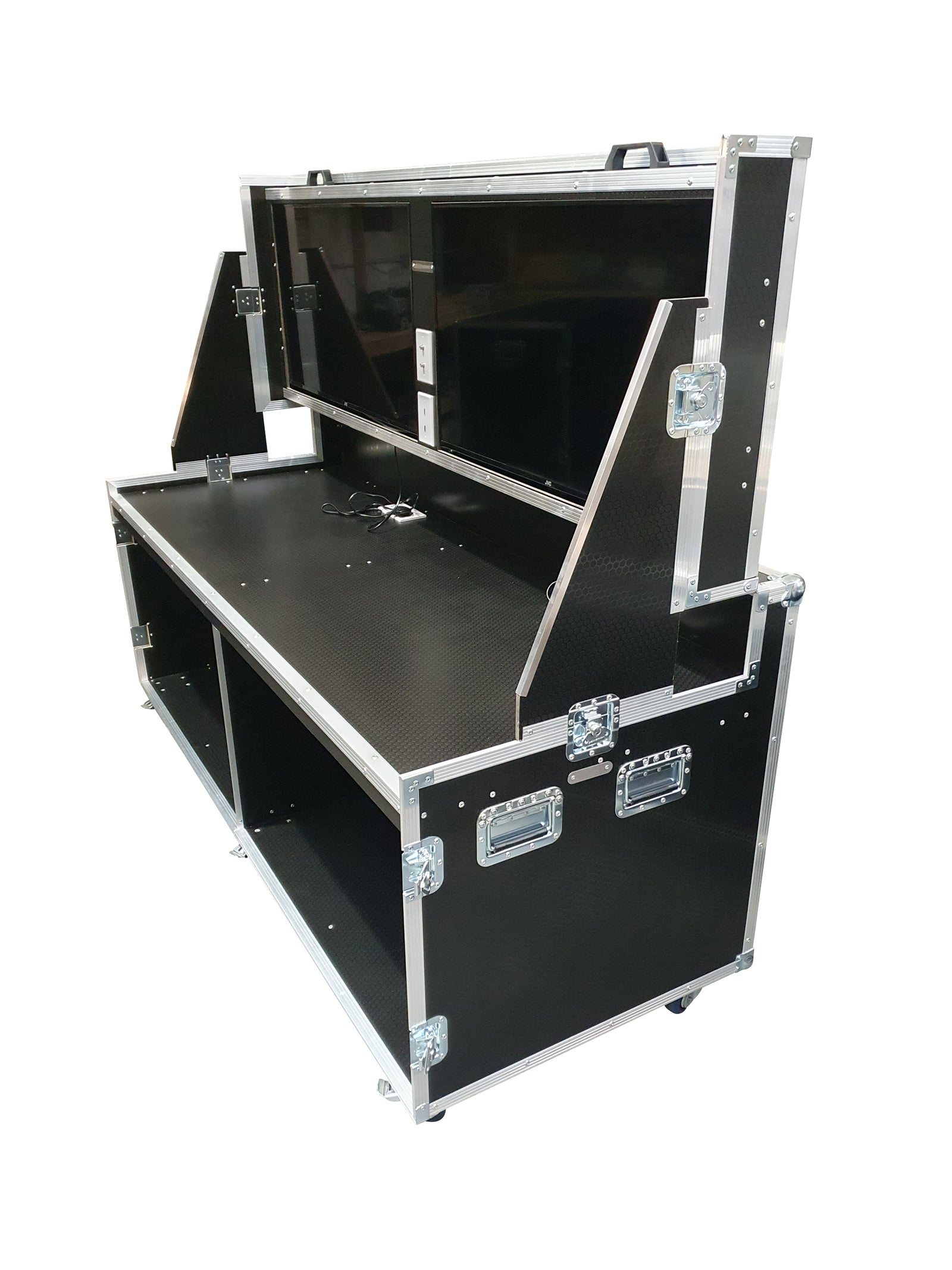 Data Station Flight Case With 40" Smart Screens - VME-Data3 view 3