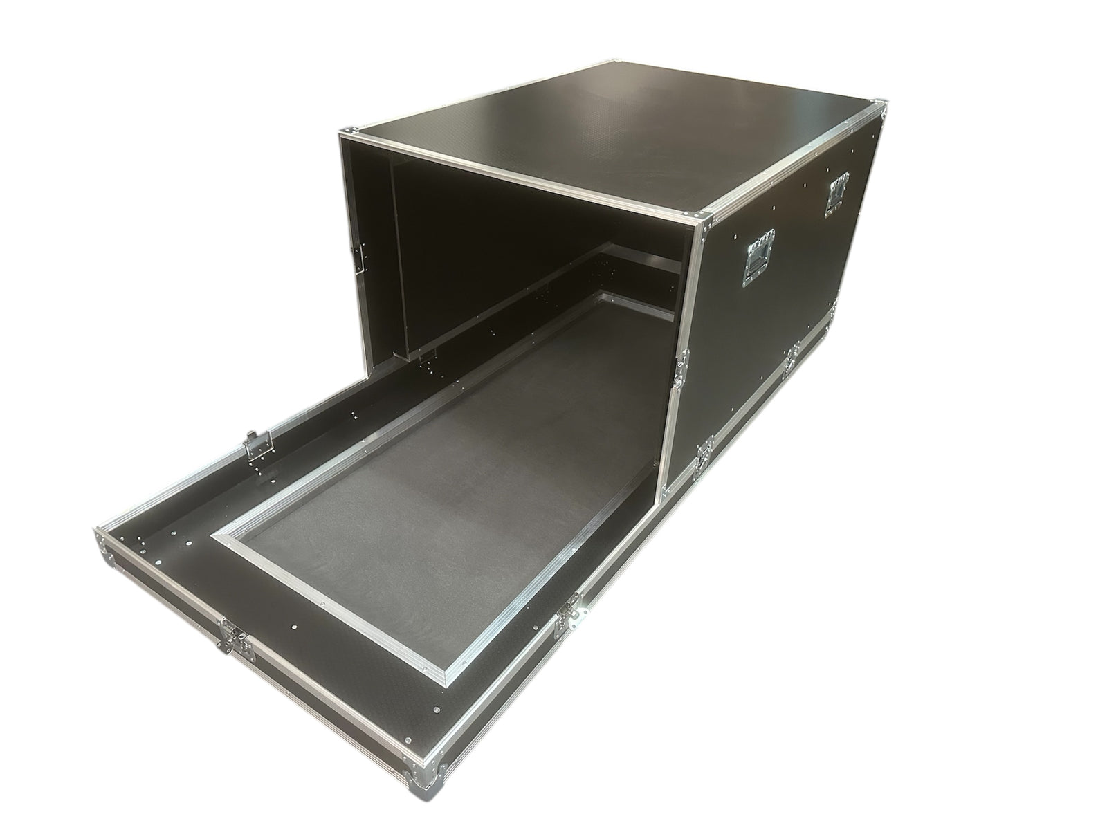 Simulator Flight Case - VME-Box34 view 2