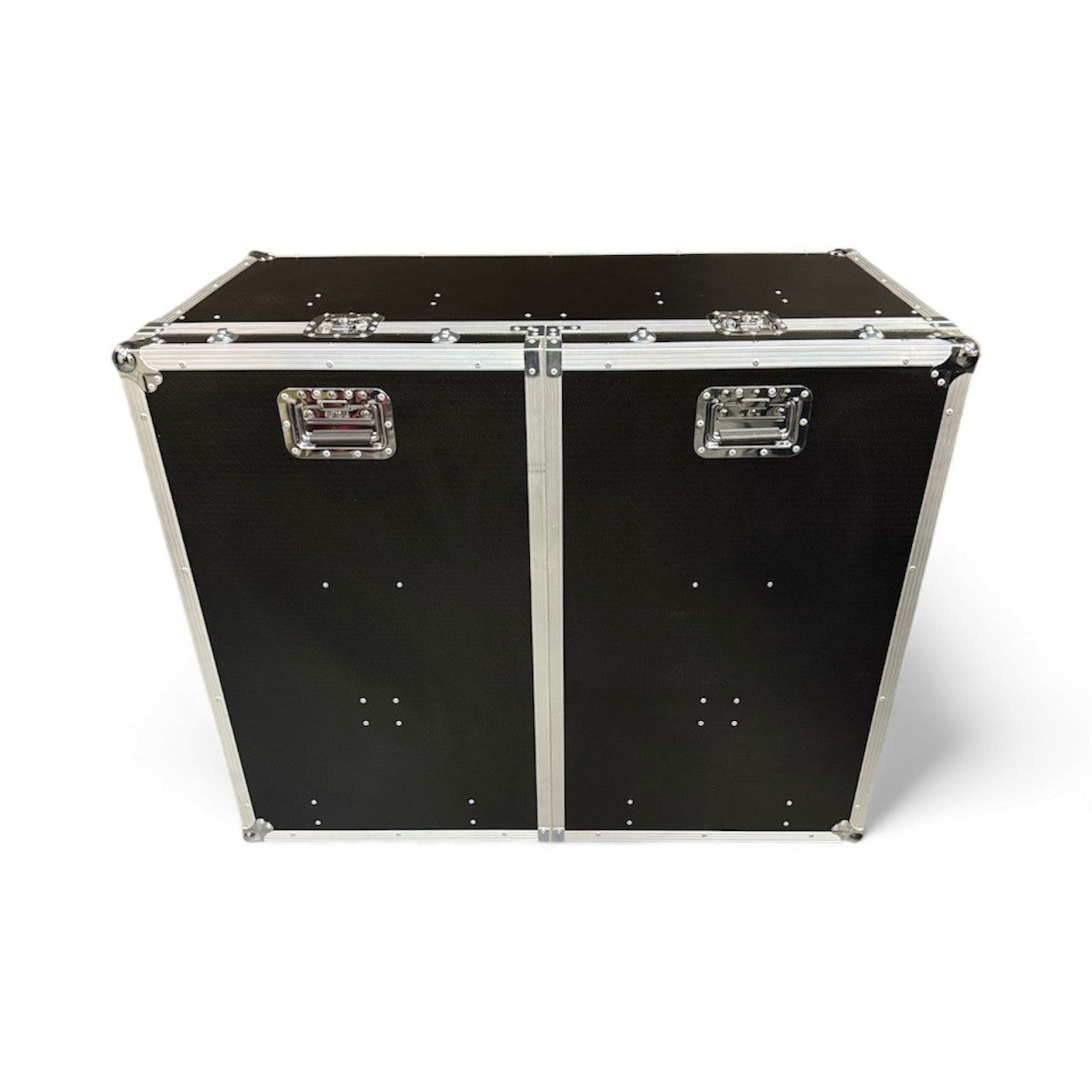 Data Station Flight Case With 24" Screens - VME-Data2