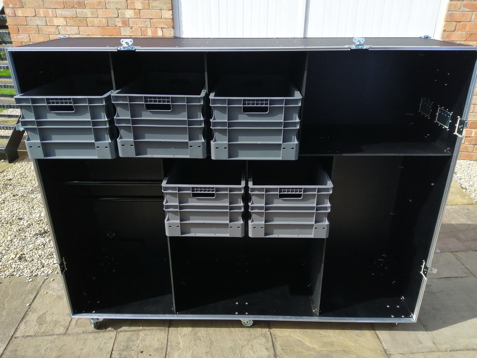 Car Pit Roll Cabinet With Storage Boxes